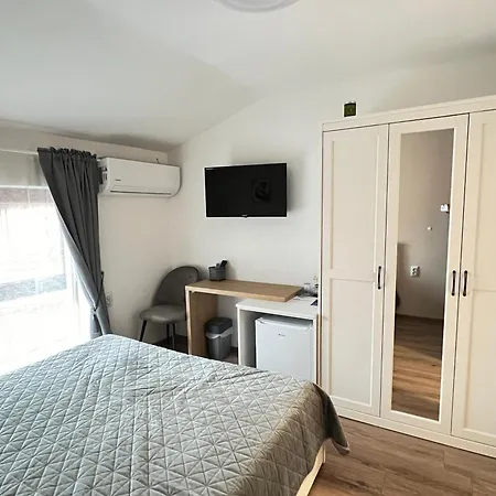 Gasthuis мореплавателите / The Seafarers 3*