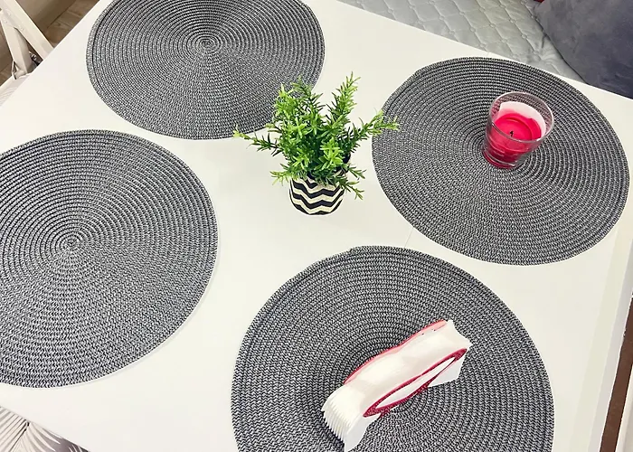 Гостевой дом мореплавателите / The Seafarers